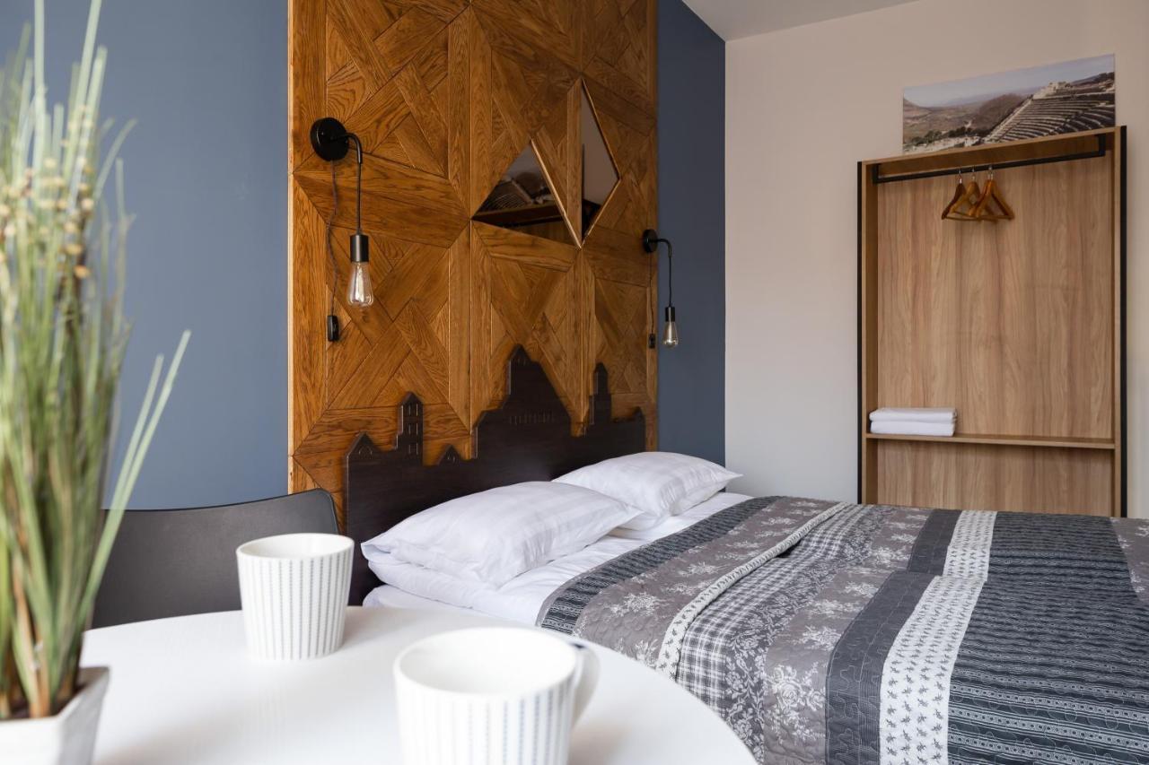 Lion King D1 Apartment Lviv Ngoại thất bức ảnh