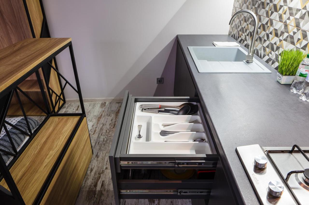 Lion King D1 Apartment Lviv Ngoại thất bức ảnh